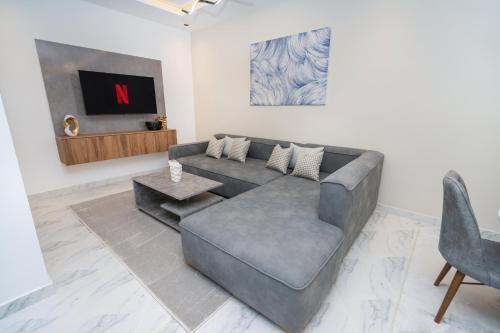 Branes Apartment | serenity Stays-Luxury Suites & Appart 8