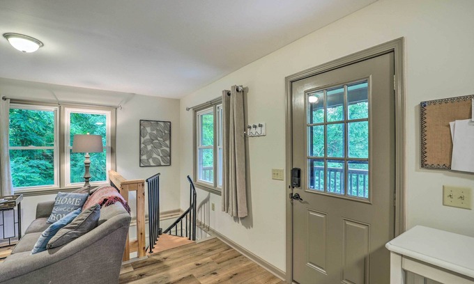 Apple Creek Acres Cottage | 'serenity' Waynesville Home w/Deck & Fire Pit!