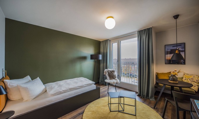 Bruhl-Guterbahnhof Apartment | Serviced Apartments in Freiburg