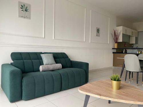 Puchong Apartment | Setiawalk Premier Suite Puchong - 7pax 2R2B