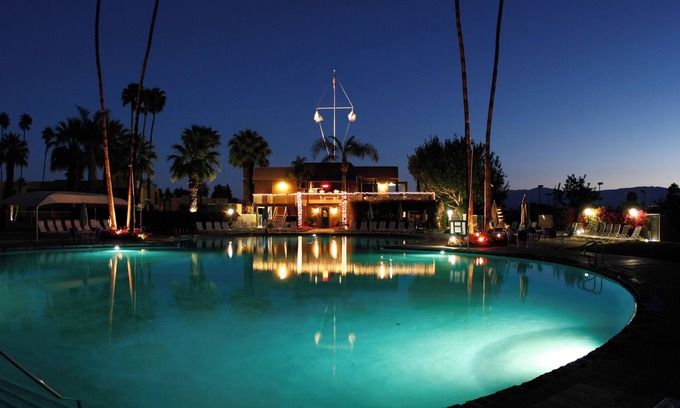 Palm Desert Resort | Shadow Mountain Resort