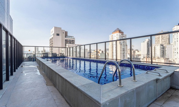 Vila Buarque Condo | Share Consolação by Viva - Prédio completo na Consolação com piscina no rooftop próx ao Mackenzie