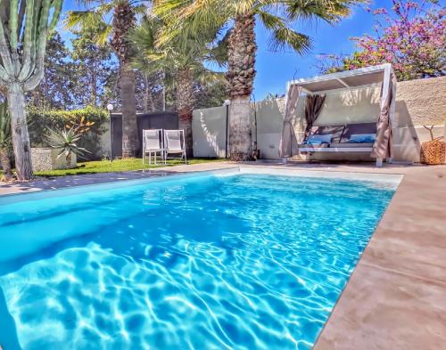 Fontane Bianche Apartment | Shati Luxury - Private Heated Pool, Sea view Near beach