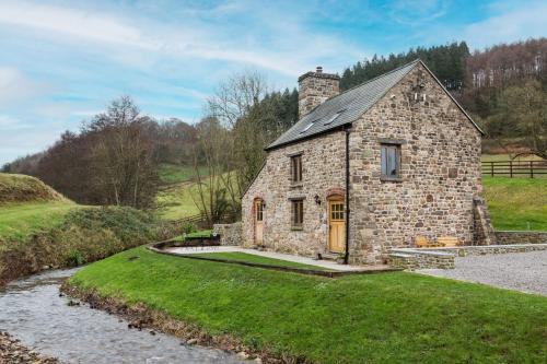 Usk House | Shepherd's Cottage