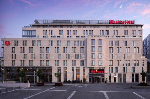 Nivy Hotel | Sheraton Bratislava Hotel