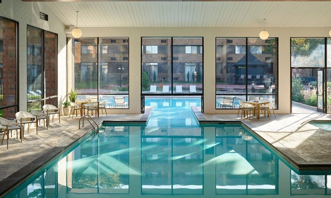 Grand Rapids Hotel | Sheraton Grand Rapids Airport Hotel