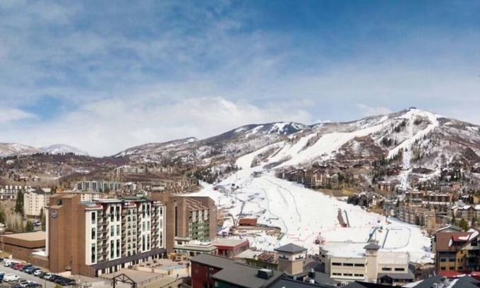 Steamboat Springs Resort | Sheraton Steamboat Resort - Charming 2-bedroom resort with outdoor heated pool