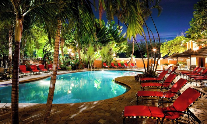 Survey Creek Hotel | Sheraton Suites Fort Lauderdale at Cypress Creek