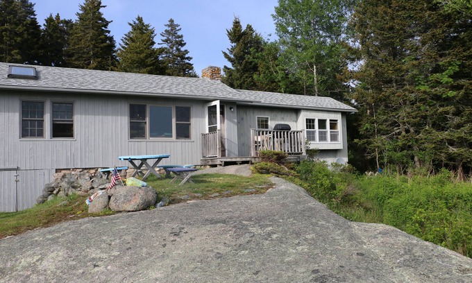 Stonington Cottage | Shipshape, next door to Sand Beach in Stonington