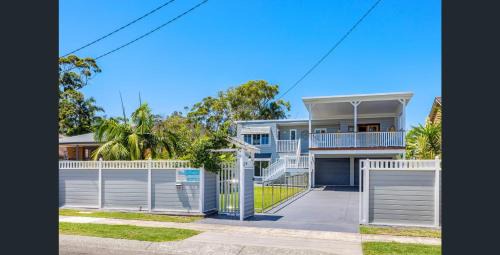 Shoal Bay House | Shoaly House - A Spacious Oasis
