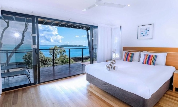 Hamilton Island Apartment | Shorelines 8