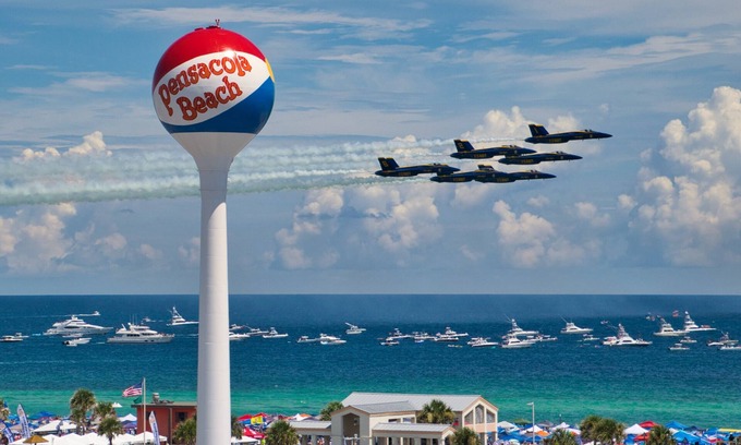 Gulf Breeze House | Short Stays, Big Savings! – 3 & 4-Night Getaways & Pet Friendly!