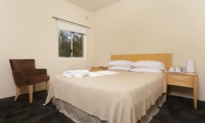Shortland Hotel | Shortland Budget Accommodation