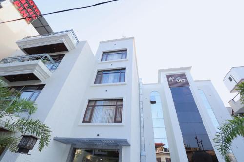 Haridwar Hotel | Shree Radha Heritage House