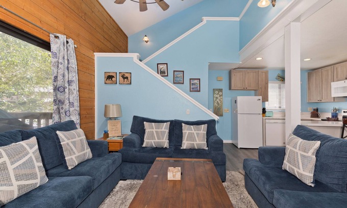June Lake House | Sierra Suns 2, townhome in June Lake Village