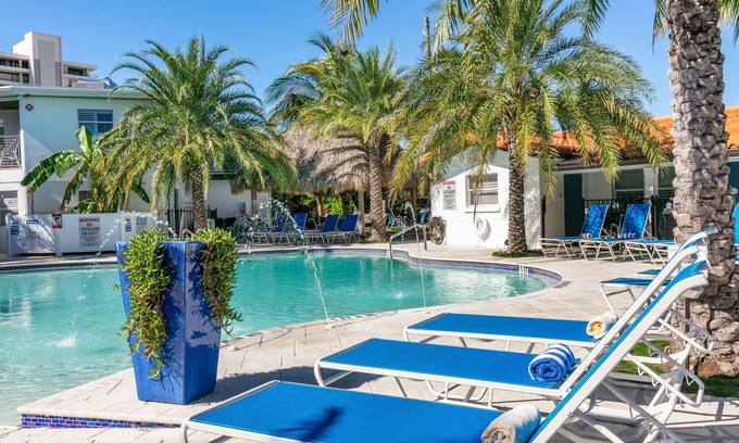 Siesta Key Village Resort | Siesta Key Beach Resort and Suites