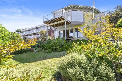 Lorne Apartment | Silver Birches Stroll To Town