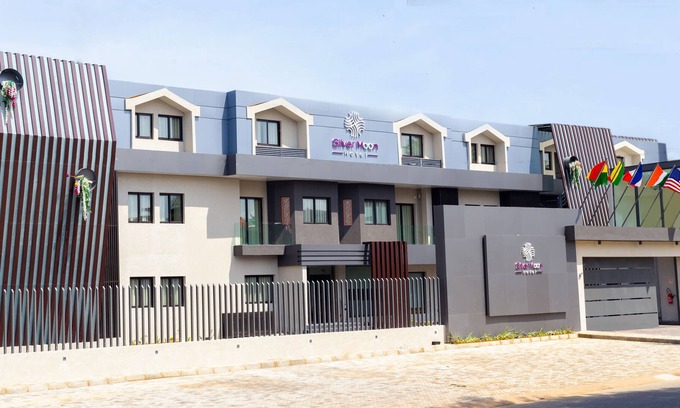 Angre Hotel | Silver Moon Hotel