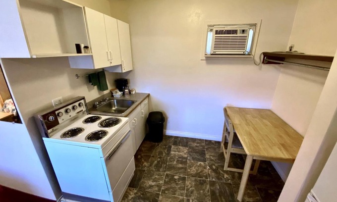Vernon Hotel | Silver Star Motel