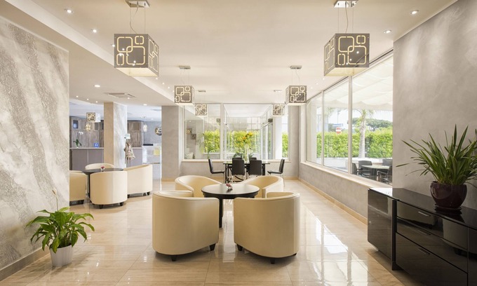 Pomezia Hotel | Simon Hotel