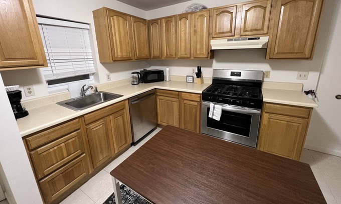 Montclair Apartment | Simple and Comfortable stay 2-L