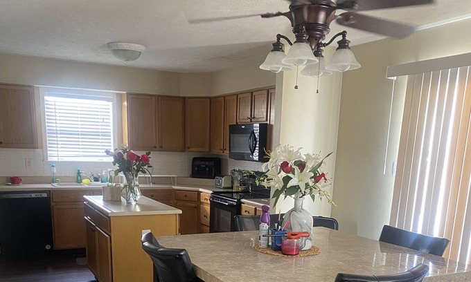 Fishers House | Simple Home in Fishers! Close to main highway, shopping and restaurants!