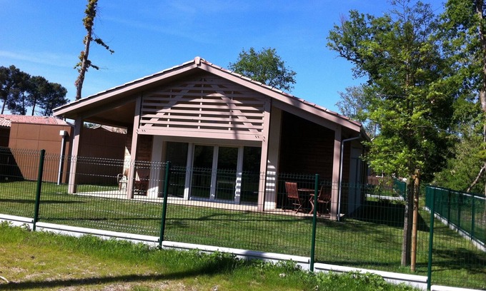 Saint-Aubin-de-Medoc House | Single storey house for 4 people