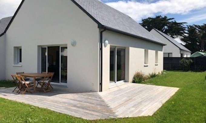 Kervoyal Apartment | Single storey house 6 people. in KERVOYAL