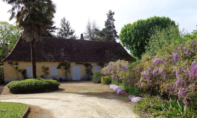 La Fagette House | Single storey house in Black Périgord.