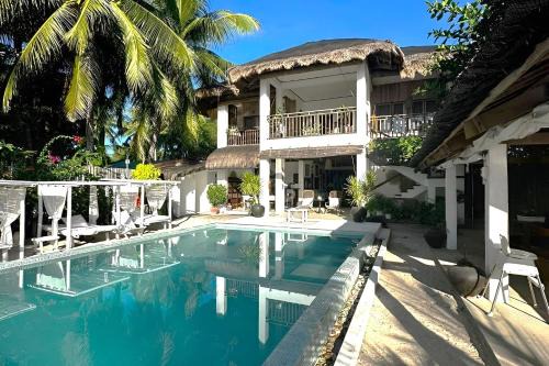 Dasol Hotel | Sirom Beach House