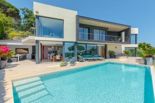Tossa de Mar Villa | Siview Villa