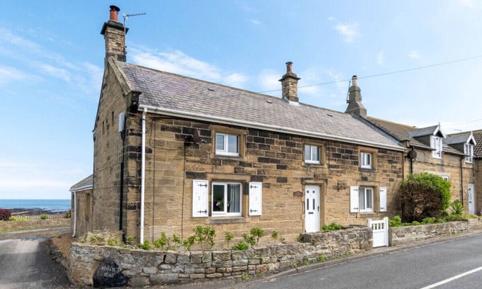 Cresswell House | Skears Cottage - Three Bedroom House, Sleeps 5