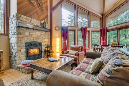 North Conway House | Ski and Golf Cozy North Conway Mountain Cabin!