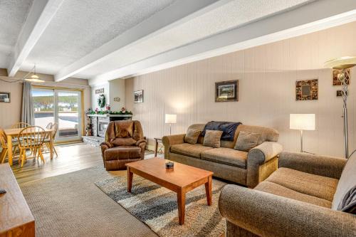 Warrior's Mark Apartment | Ski and Racquet Club Condo