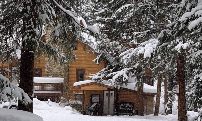 Winter Park Ski Chalet | Ski in 9 Bedroom, great for large groups!
