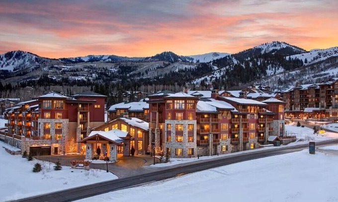Park City Cabin | Ski-in/out luxury, Hilton Sunrise Lodge, Park City - Sleeps up to 6, 2BR/3BA