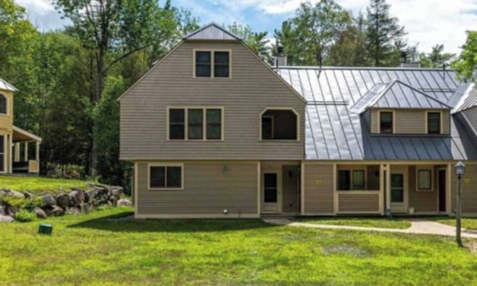 North Conway House | Ski In/Ski Out at Mount Cranmore