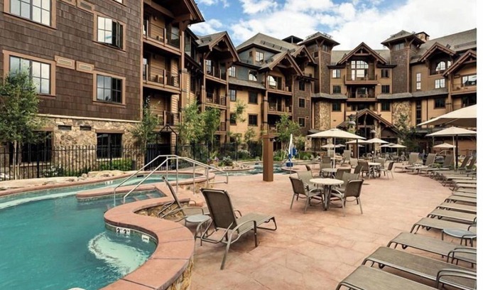 Breckenridge Resort | Ski in Ski Out Luxury Resort