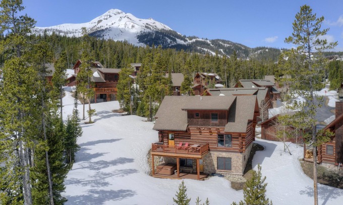 Big Sky Cabin | Ski-In/Ski-Out Powder Ridge Cabin In Beautiful Big Sky