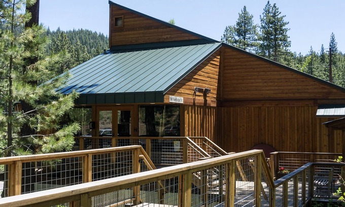 Truckee Condo | Ski Trails 4113