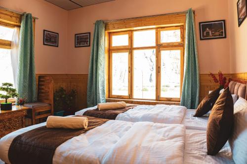 Chumathang House | Skidmang Eco Homestay