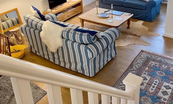 Penarth House | Skippers Cottage - Perfect For Cardiff & Penarth