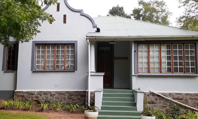 Dullstroom House | Skye High House & Cottage