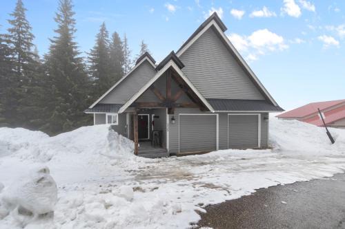 Sandpoint House | Slalom Run Mountain Home