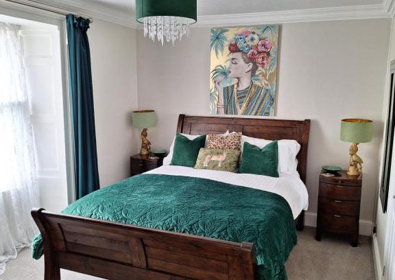 North Sunderland Bed & Breakfast | Slate Hall