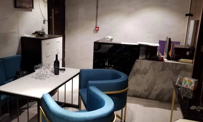Causeway Bay Hotel | Sleep Cubee Hostel