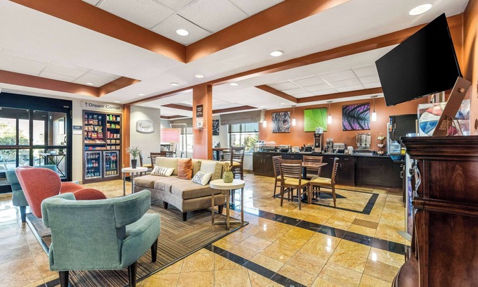 Dyersburg Hotel | Sleep Inn & Suites Dyersburg I-155
