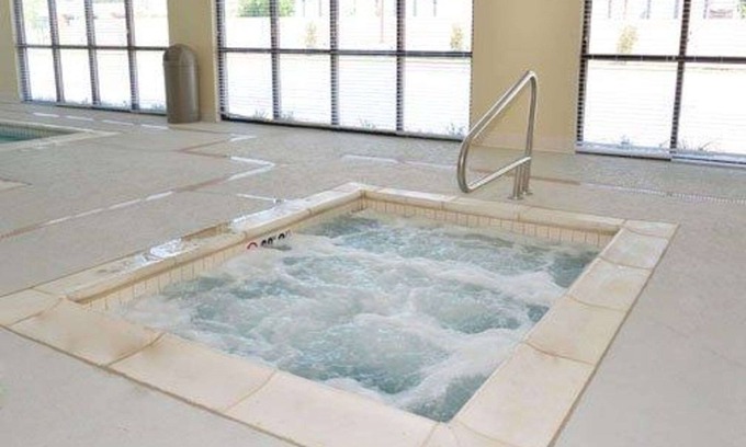 Caddo Heights-South Highlands Hotel | Sleep Inn & Suites Shreveport near Medical Center