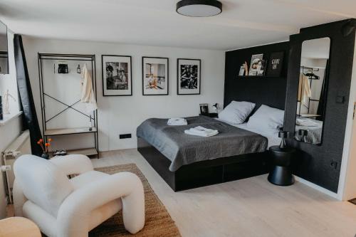 Celle Apartment | sleepArt Black&White
