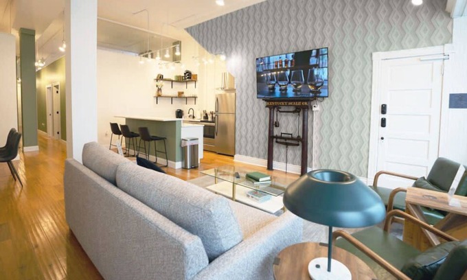 Shelby Park House | Sleeps18 9Beds 7BR 4BA Swepson Estate